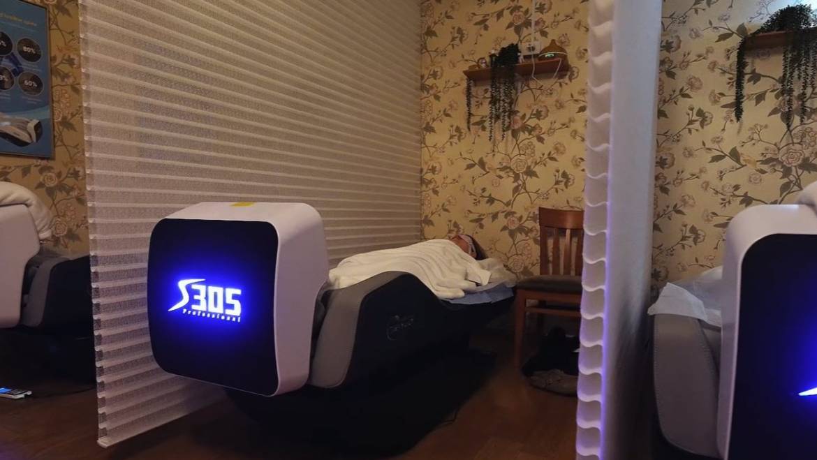 AI Physio Treatments & Therapy Bed